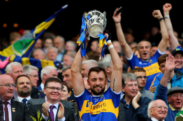 james-barry-lifts-the-liam-maccarthy-cup