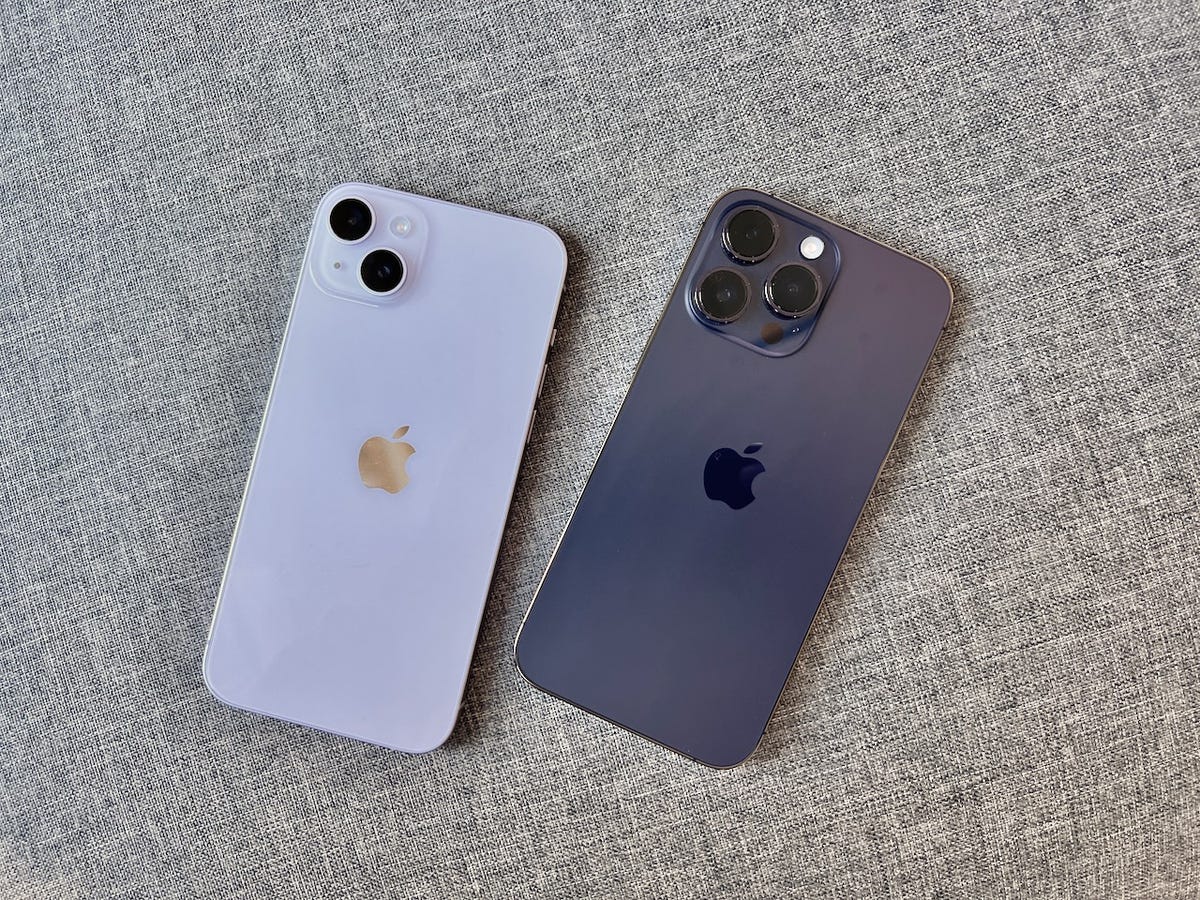 iPhone 14 Plus next to an iPhone 14 Pro Max